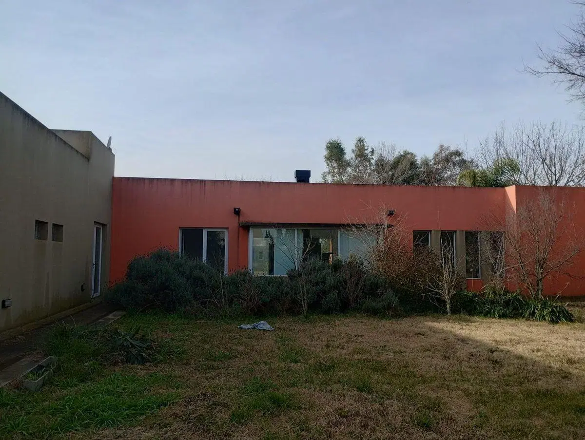 CASA EN FINCAS DE SAN VICENTE CHACRAS 2