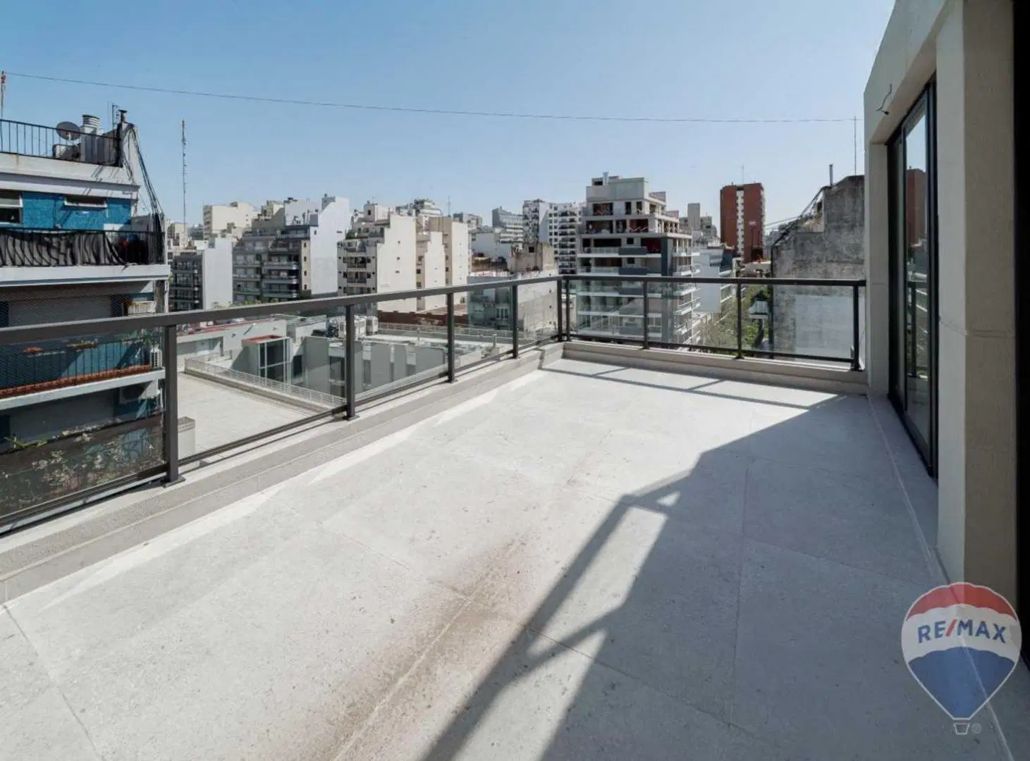 venta duplex 2 amb terraza propia Balvanera 5