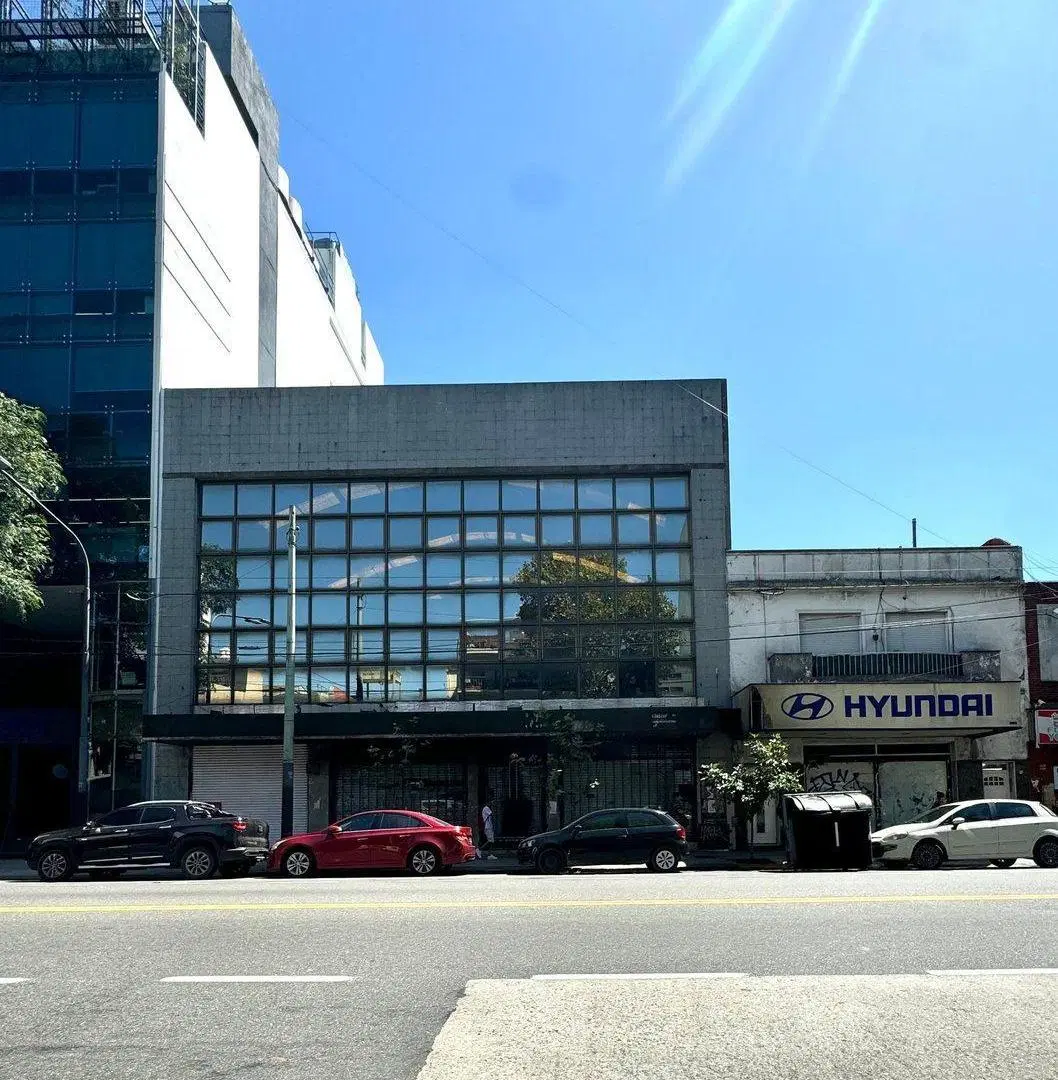 EDIFICIO DOBLE FRENTE MIXTURA 4 CON LOCAL COM 5