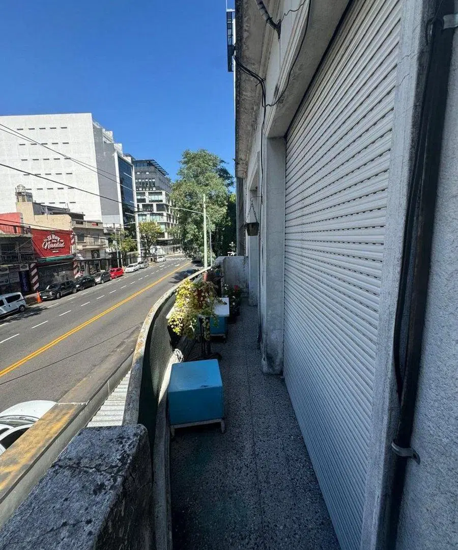PH A REFACCIONAR CON TERRAZA PROPIA 3