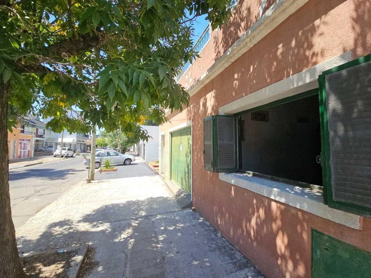 CASA 4 AMBIENTES EN VENTA EN RAMOS MEJIA 5