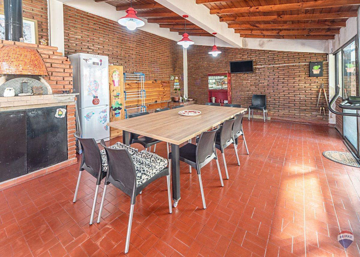 Foto de Casa 5 ambientes venta Ramos Mejia con jardin, imagen 4