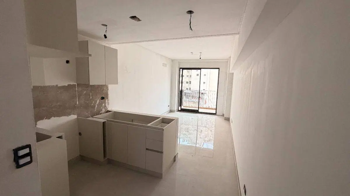VENTA EN POZO MONOAMBIENTE  MONSERRAT 2