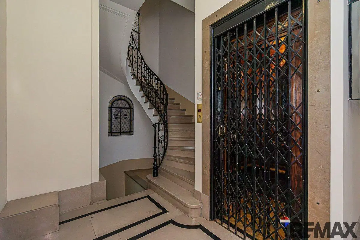 PISO 5 AMBIENTES VENTA RETIRO RECICLADO A ESTRENAR 4