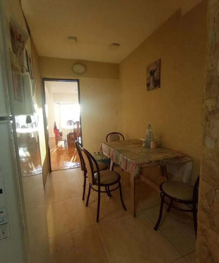 Venta depto 3 ambientes con Balcon Flores 8