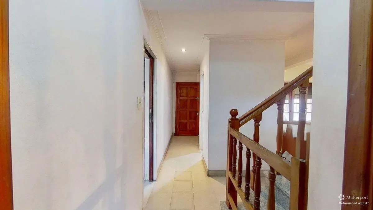 CASA 5 AMBIENTES CON GARAGE DOBLE QUINCHO Y JARDIN 5