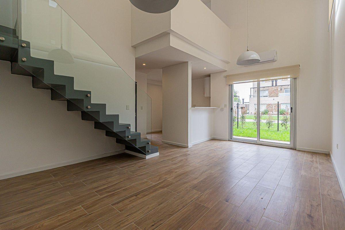 Foto de Depto Duplex 2 ambientes en Barrio Cerrado, imagen 4