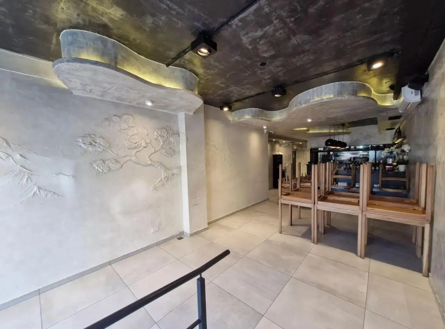 Local comercial sobre Avenida en Palermo 5