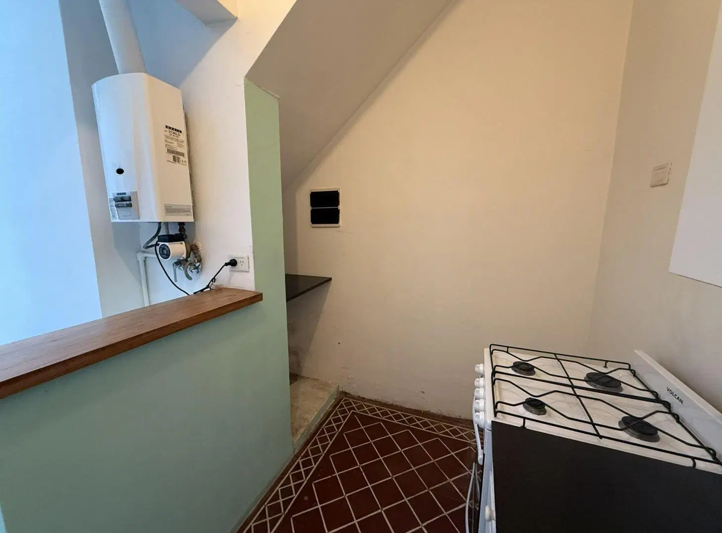 PH PATIO CUB. 3AMB PB+ESTUDIO 1ER PISO-ALMAGRO 4