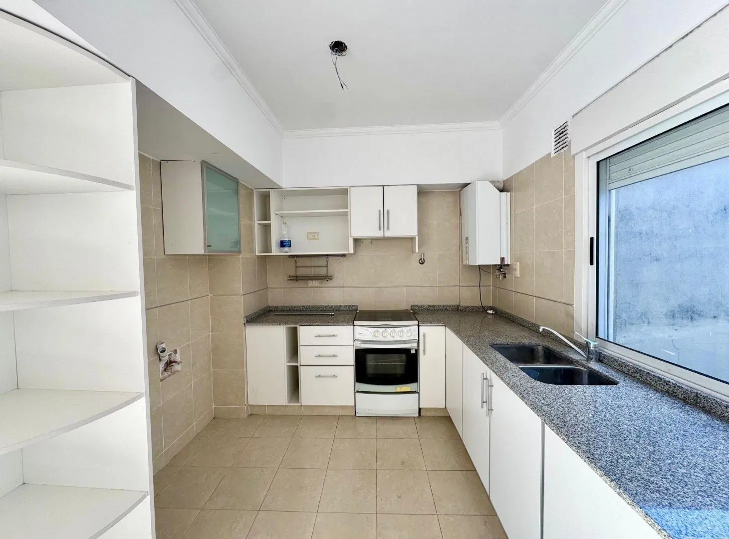 VENTA DUPLEX 4 AMB COCHERA LA LUCILA 5