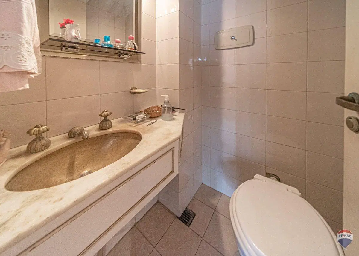 VENTA DEPTO 4 AMBIENTES C/ DEP BARRIO NORTE 3