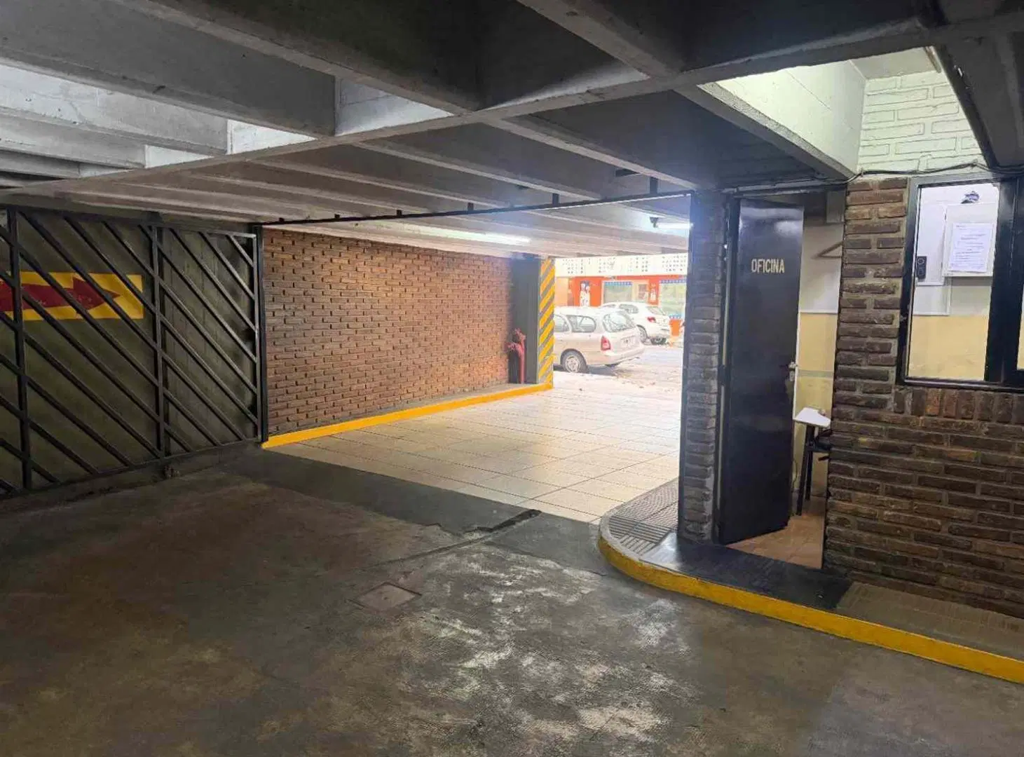 Venta cochera fija y cubierta ZONA ALTO PALERMO 5