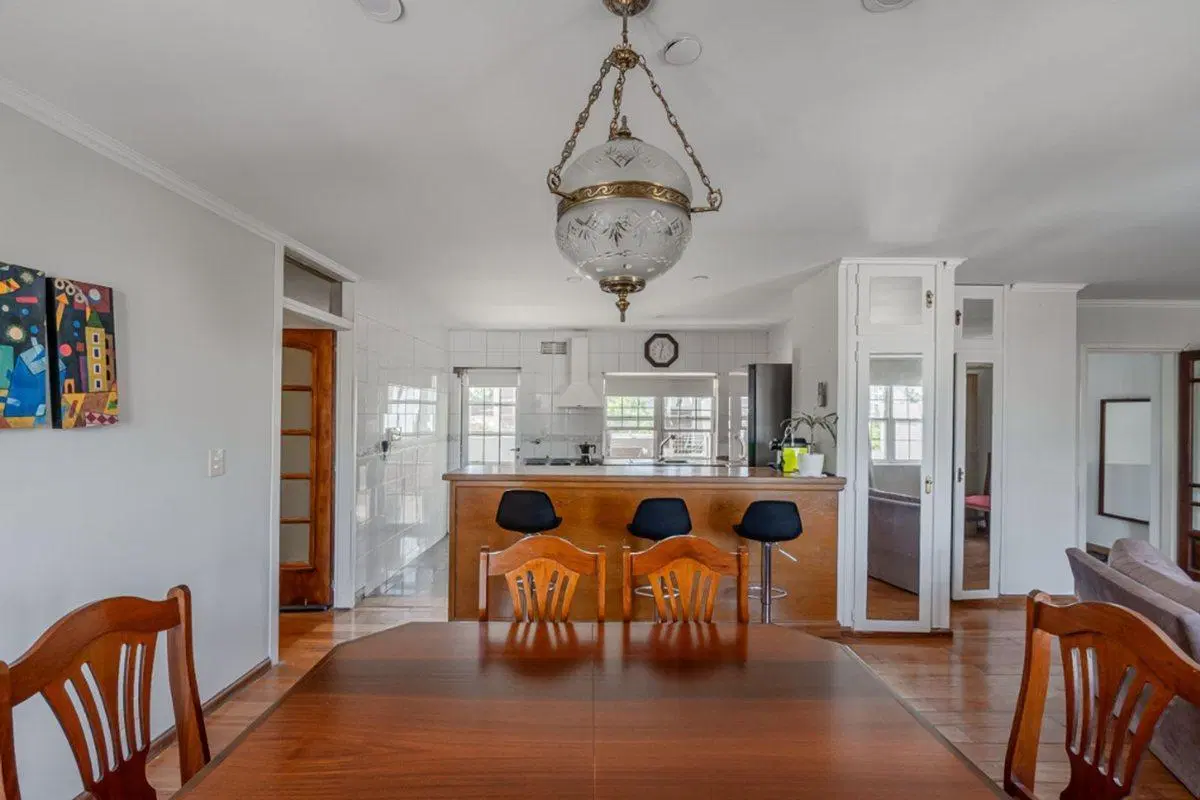 VENTA CASA ZARATE CENTRO PERMUTA 4