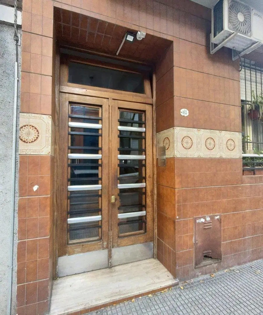 VENTA DEPTO 3 HABITACIONES FRENTE BALCON SUBTE A 4