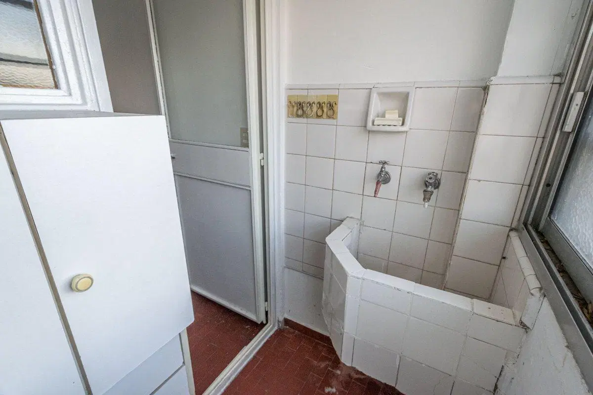 VENTA DEPARTAMENTO 4 AMBIENTES CASEROS 4