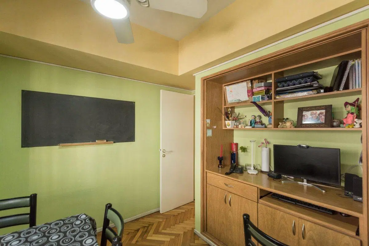 DEPTO EN VENTA 4 AMB CON BALCON CABALLITO RENOVADO 3