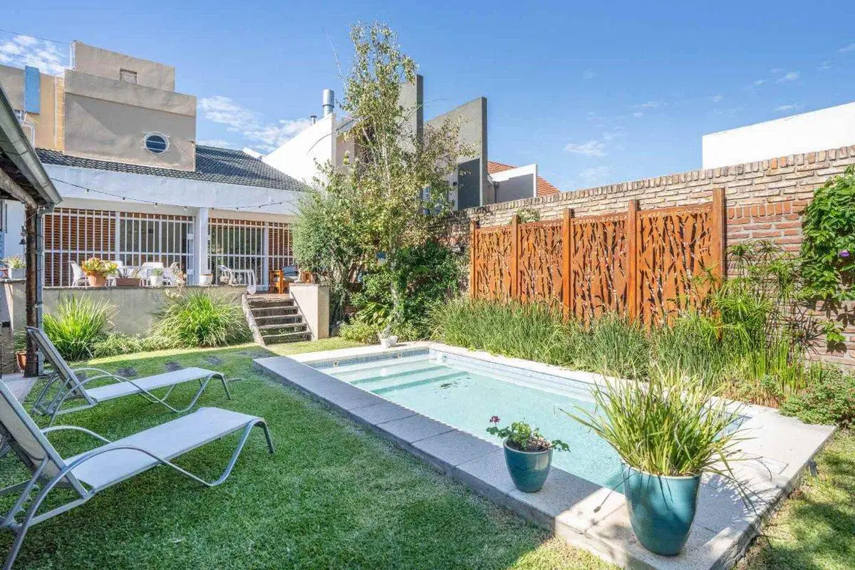Casa en San Justo con pileta y quincho venta 4