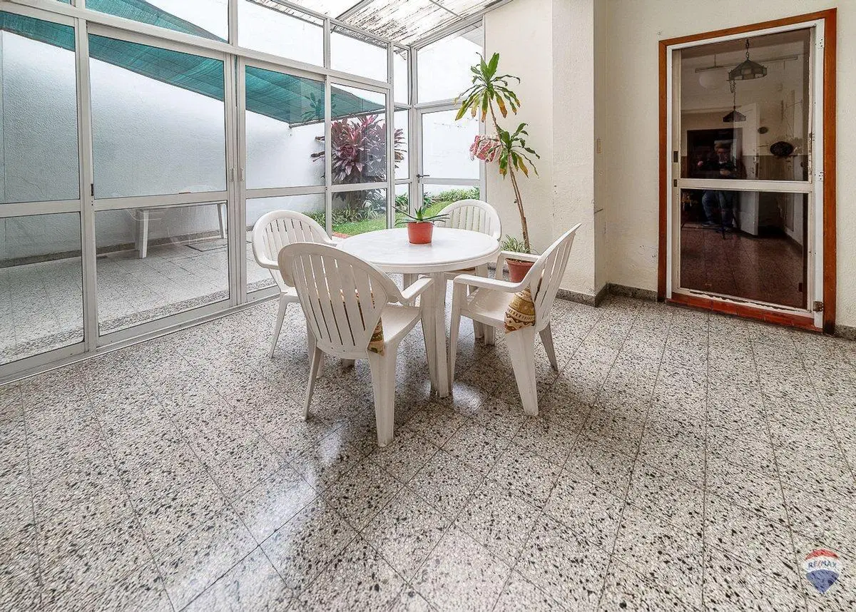 Casa 5 amb venta Mataderos con quincho y pileta 2