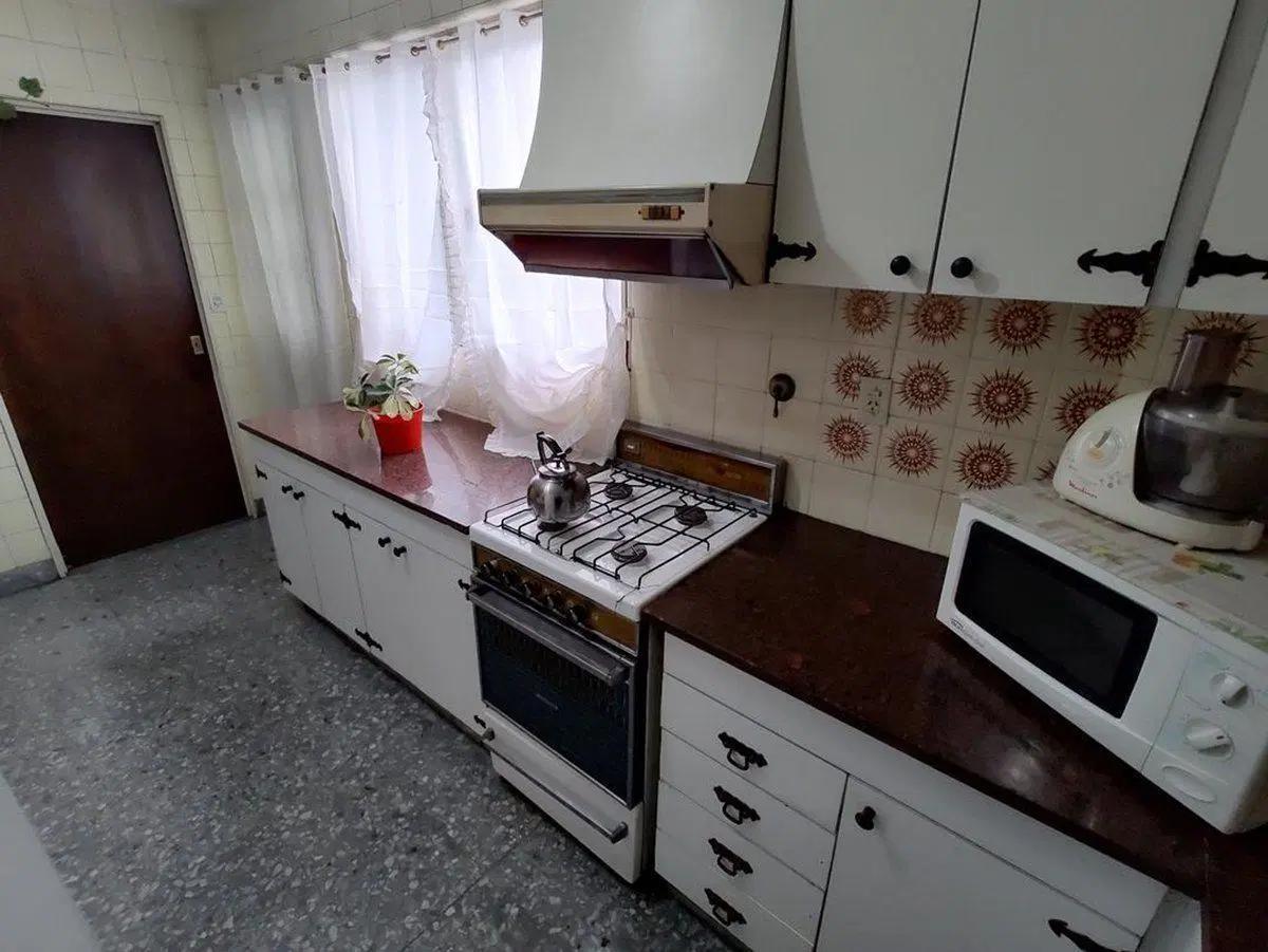 VENTA 4 AMB MAS DEPENDENCIA FRENTE BALCON SUBTE A 8