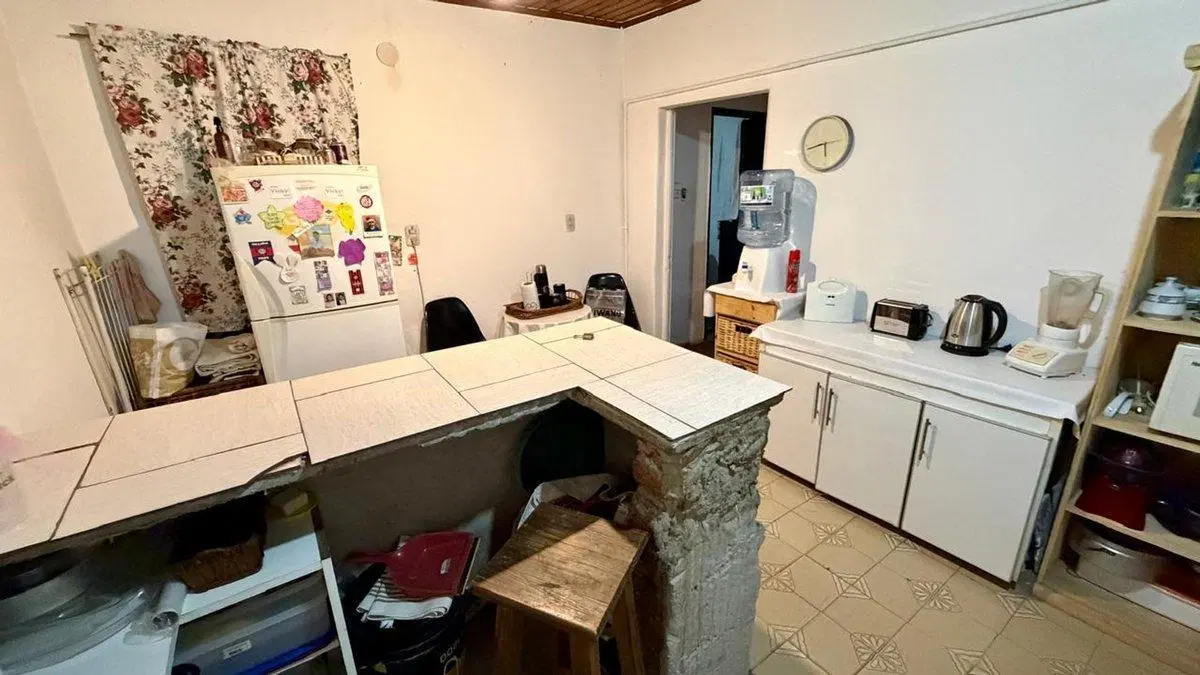 CASA 4 AMBIENTES VENTA EN LONGCHAMPS CON LOCAL 2