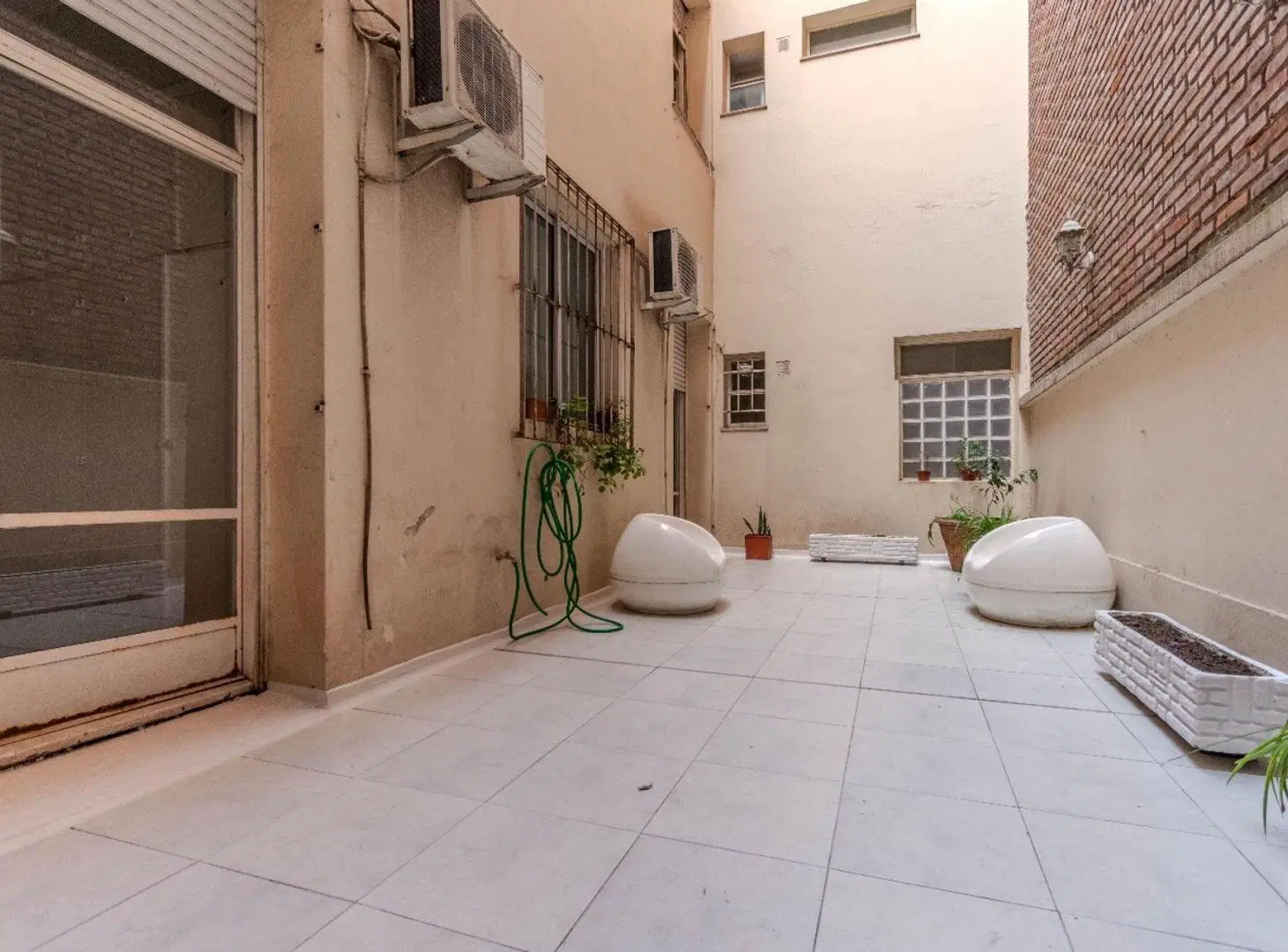 Departamento piso 5 amb venta Recoleta con patio 5
