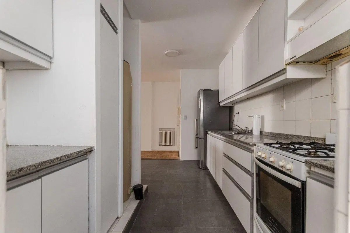 Departamento 4 ambientes con balcón en Belgrano 5
