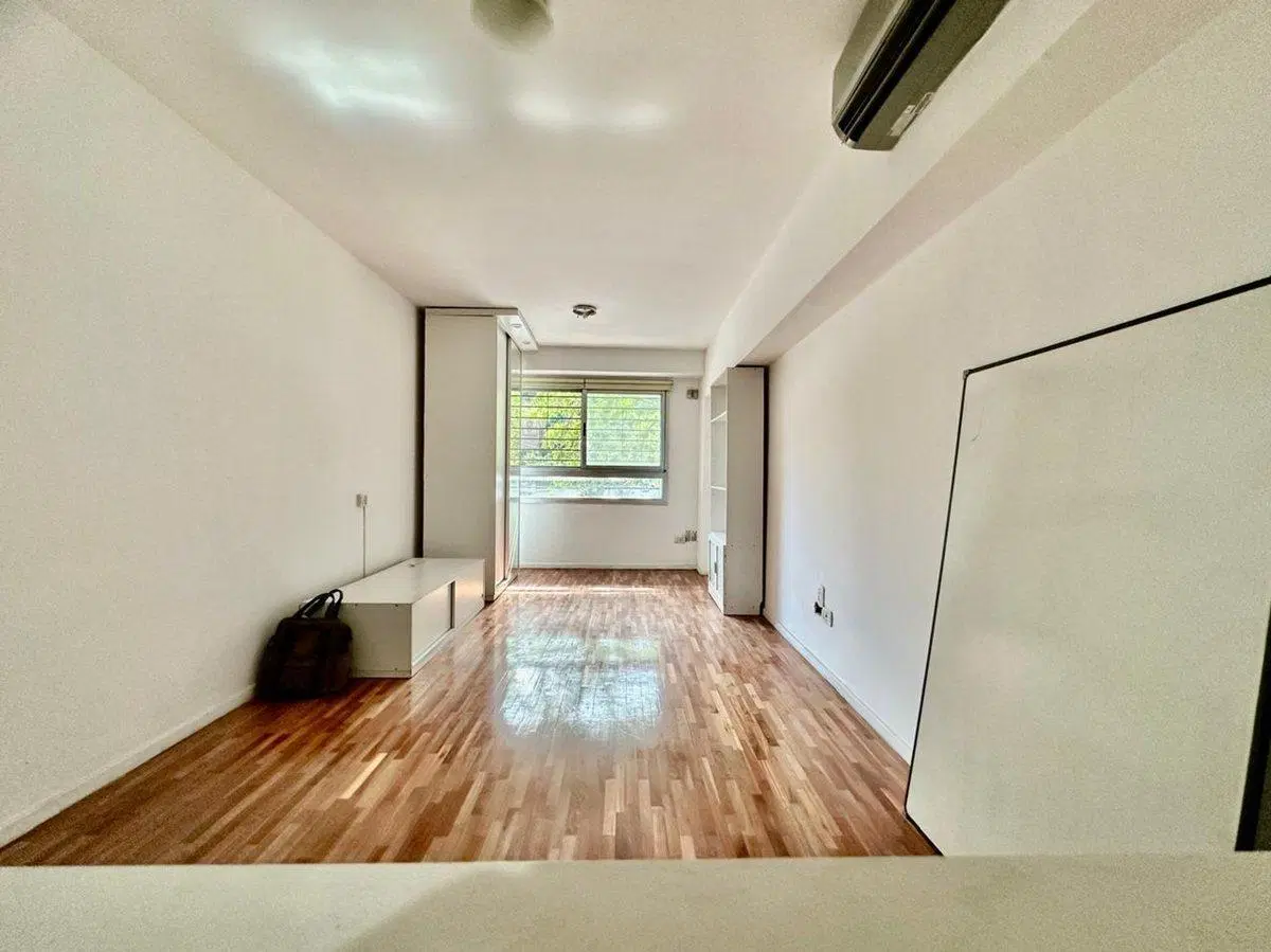 VENTA OFICINA PARQUE CHACABUCO 5