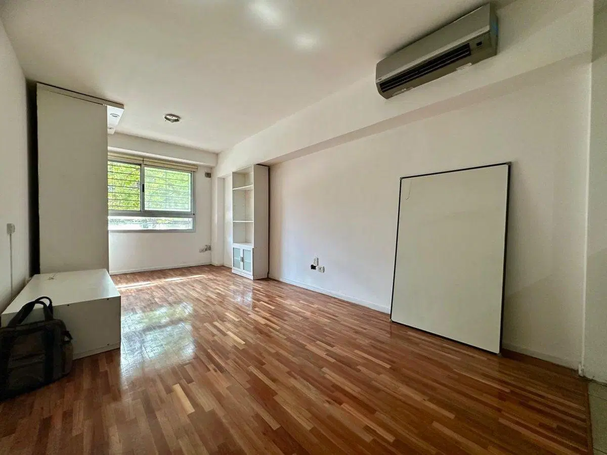 VENTA OFICINA PARQUE CHACABUCO 4