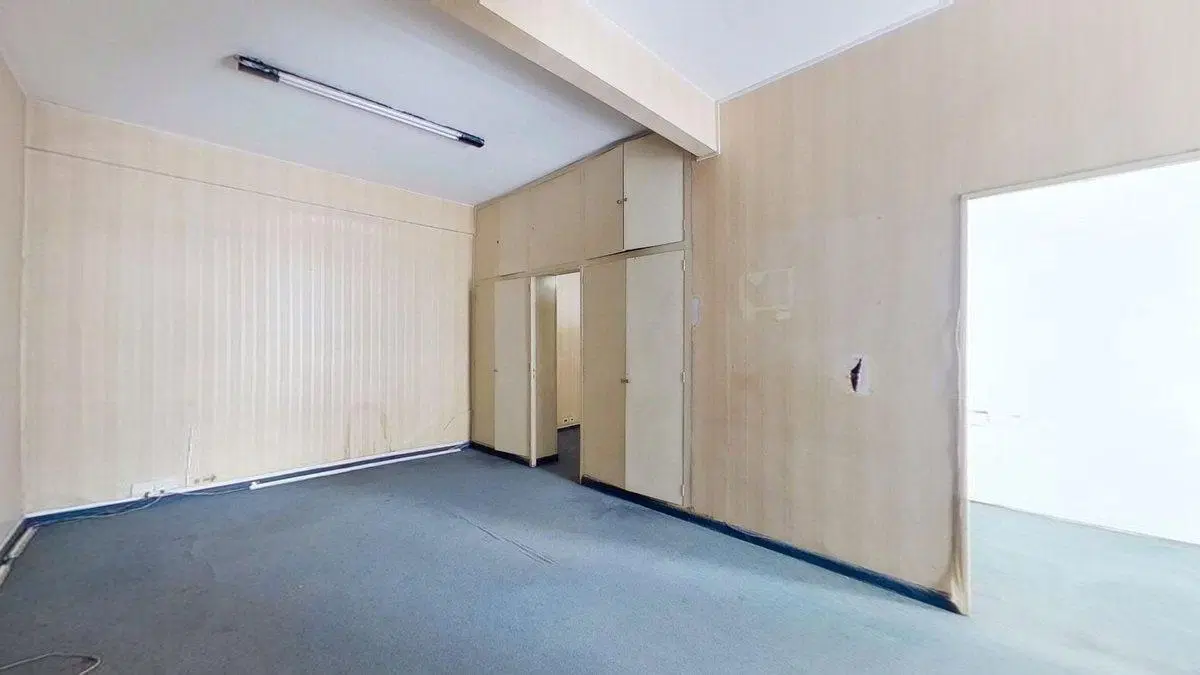 VENTA OFICINA EXCELENTE UBICACION MICROCENTRO 3