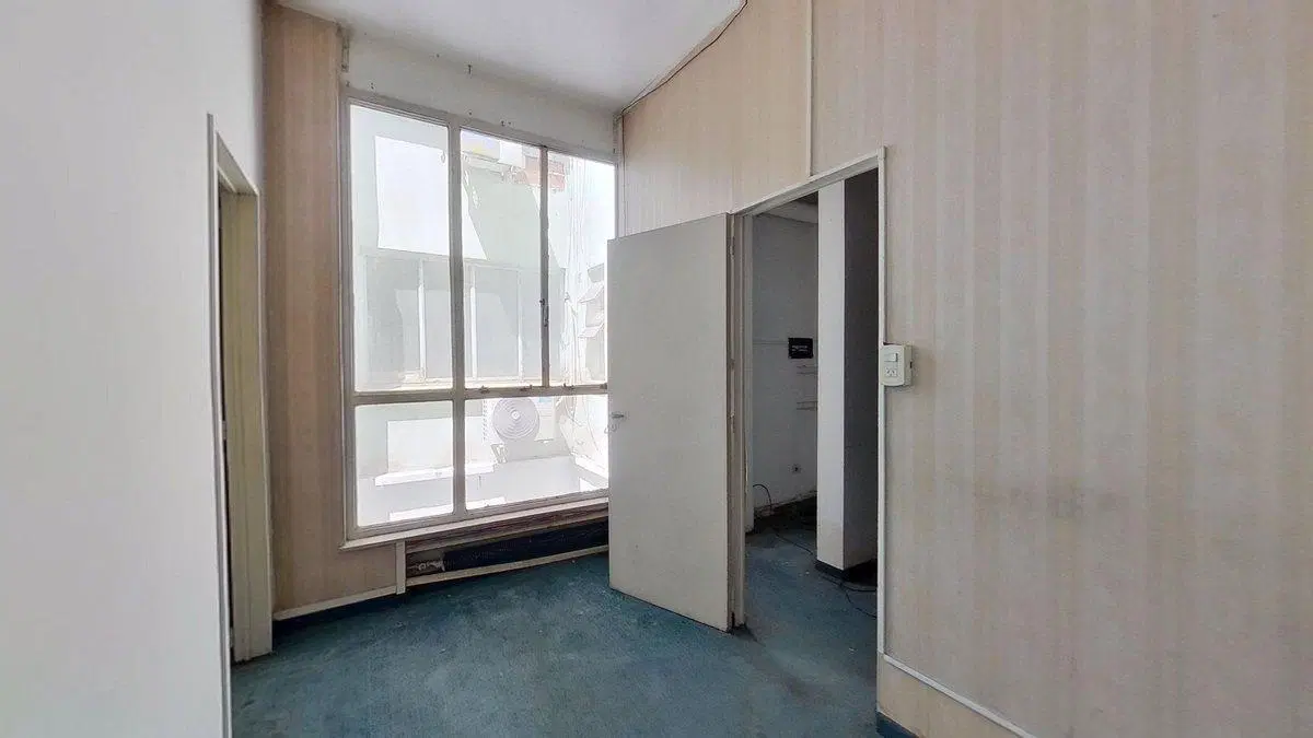 VENTA OFICINA EXCELENTE UBICACION MICROCENTRO 2