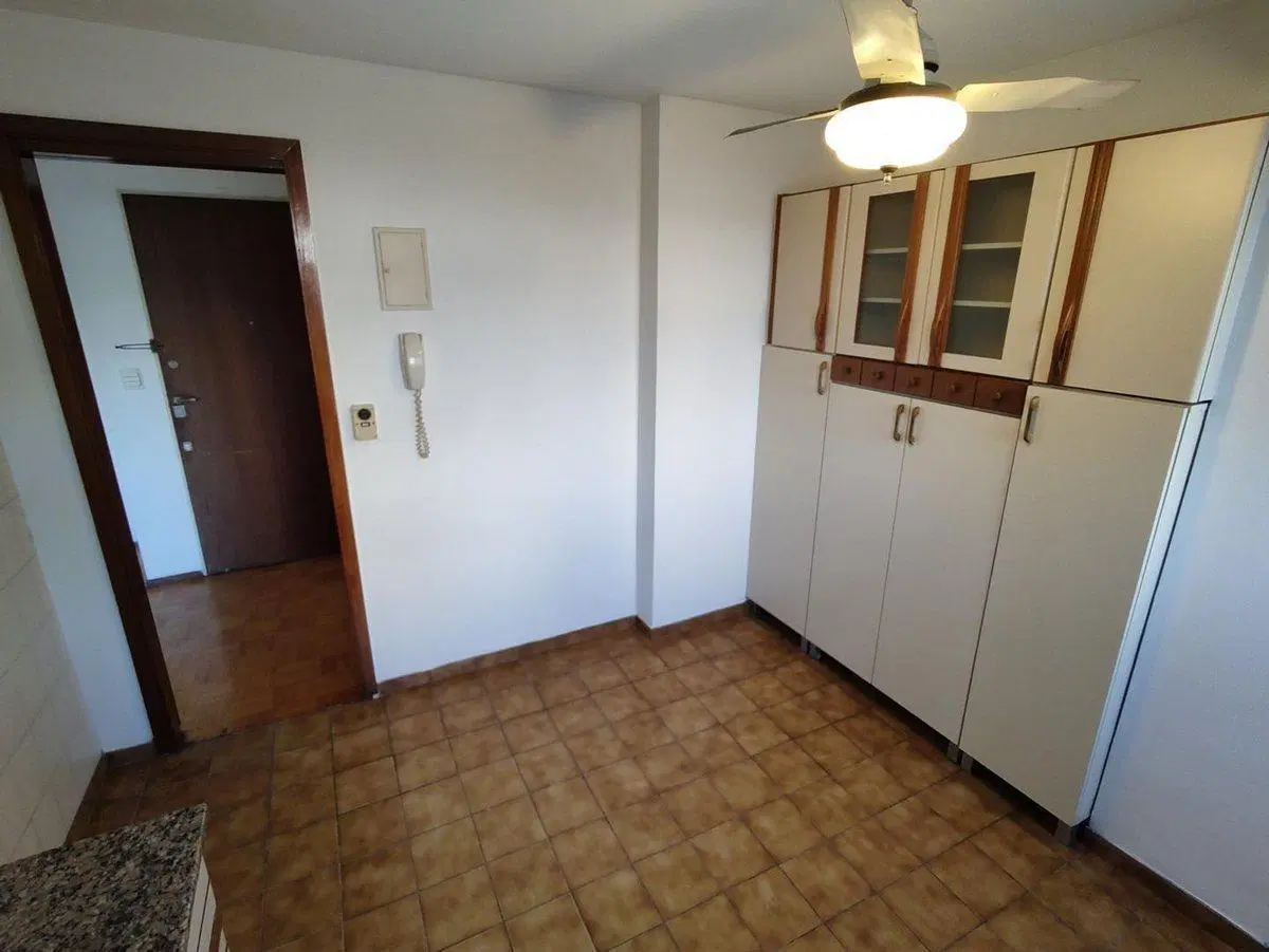 VENTA 4 AMB 2 BAÑOS LIVING 3 HAB CON PLACARD 5