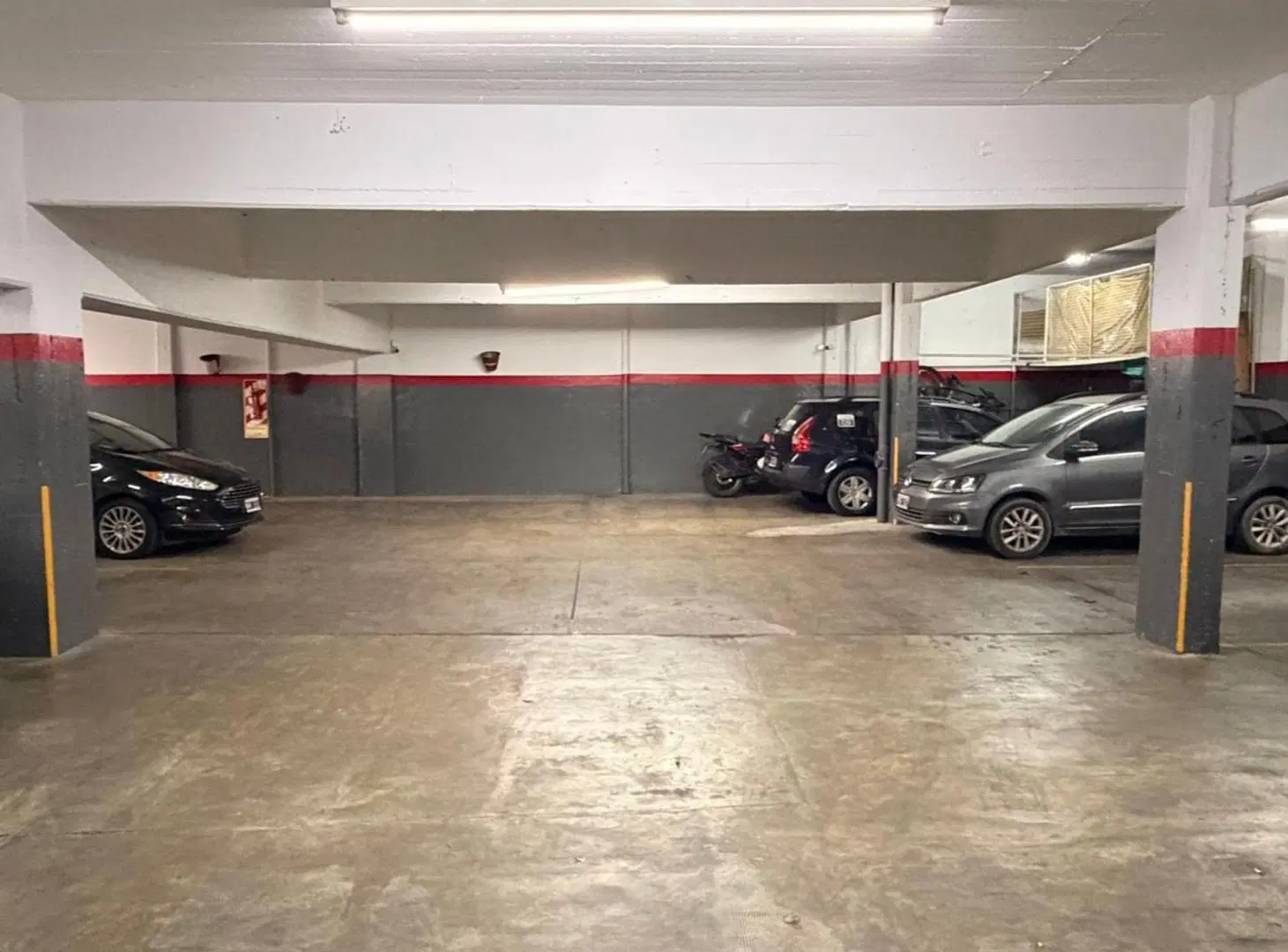 COCHERA CUBIE VENTA MONTE CASTRO ACCESO INDEPEND 3