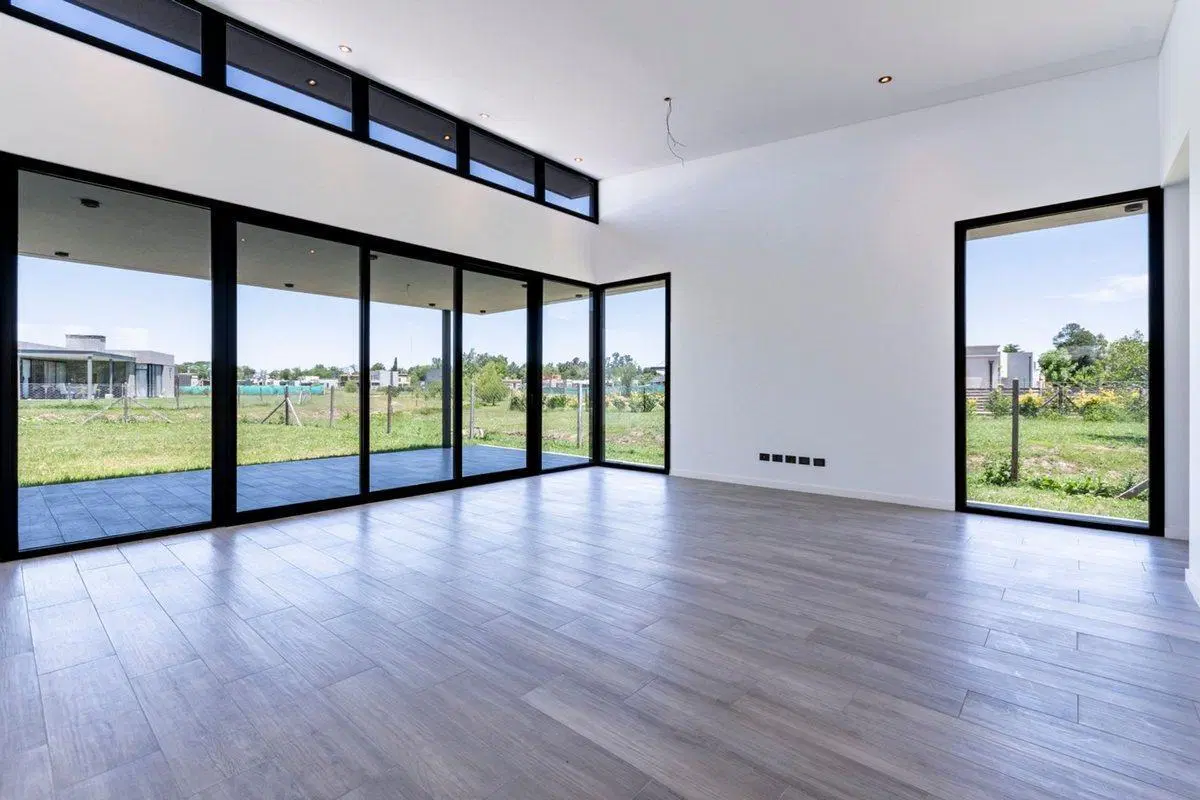 Venta casa 4 amb Pilar del Este Santa Lucia 5