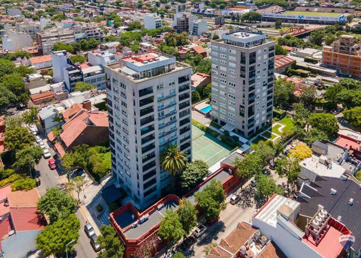 Venta departamento exclusivo con Terraza propia 2