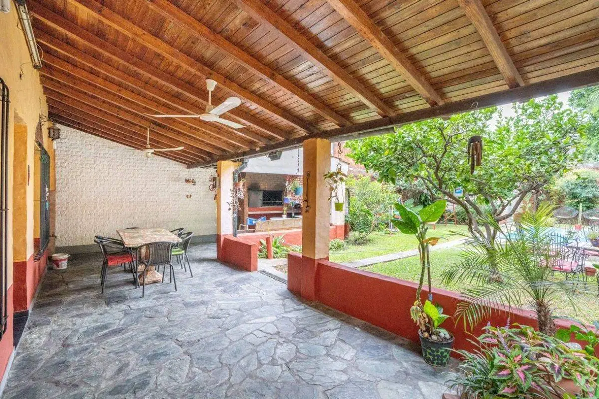 Casa lote propio con pileta en Villa Ballester 5