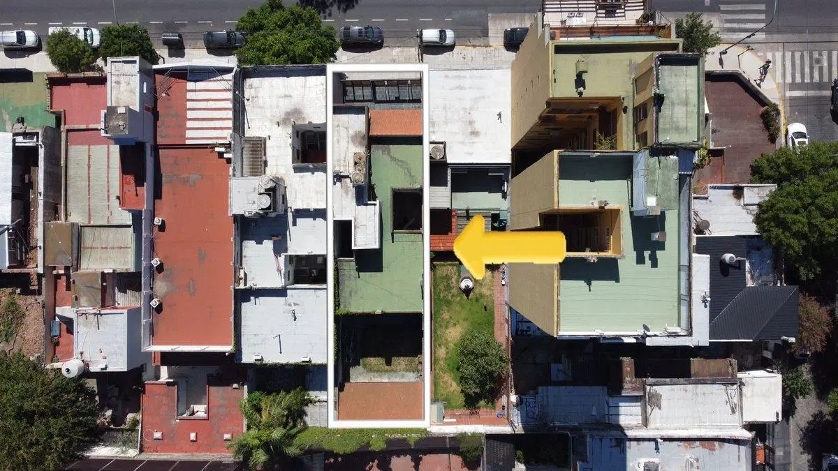 VENTA LOTE SOBRE AVENIDA CARABOBO FLORES 4