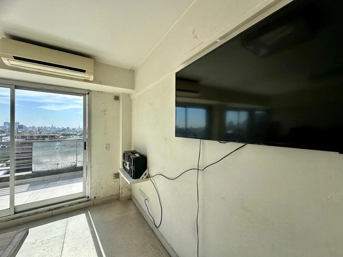 VENTA MONOAMBIENTE PARQUE CHACABUCO PILETA SUM LUZ 3