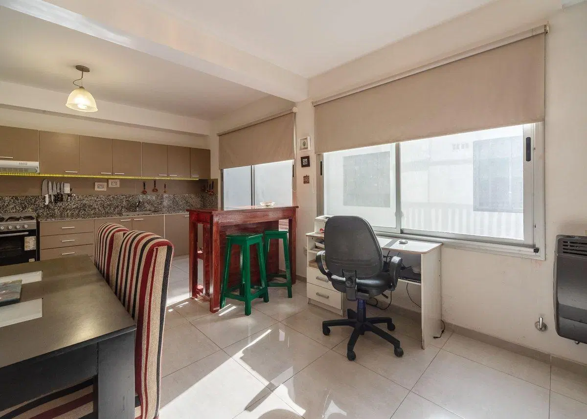 VENTA PH CON TERRAZA ALMAGRO 4