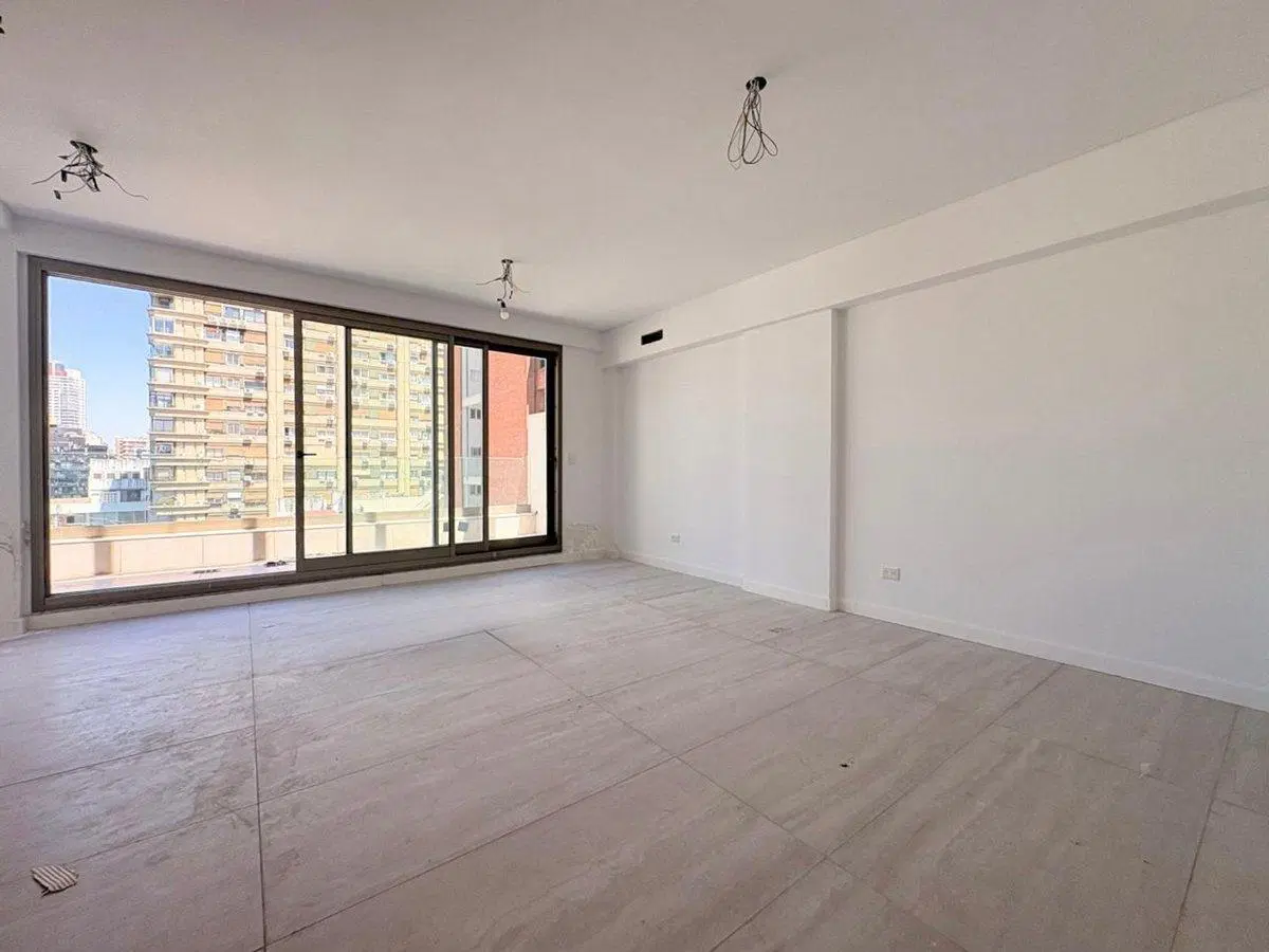Venta 4 Ambientes con dependencia Palermo Chico 2