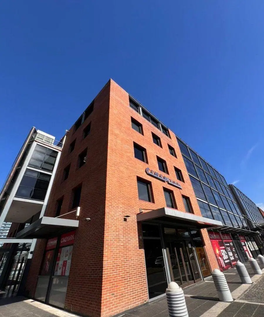 Alquiler local comercial 2256 m2 en Puerto Madero 3