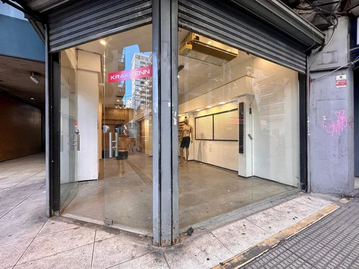 VENTA LOCAL RETIRO EXCELENTE ZONA GRAN FRENTE 50m2 5