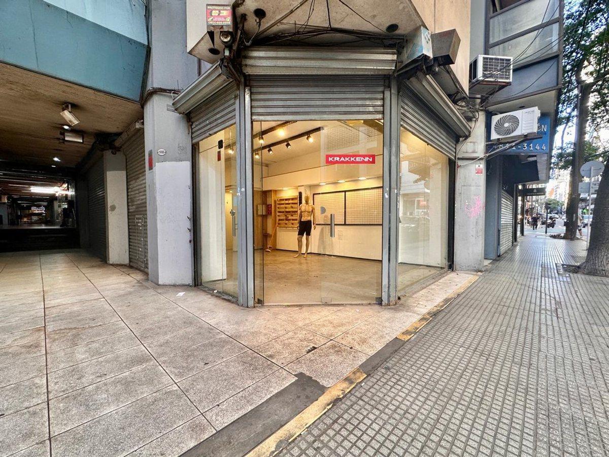VENTA LOCAL RETIRO EXCELENTE ZONA GRAN FRENTE 50m2