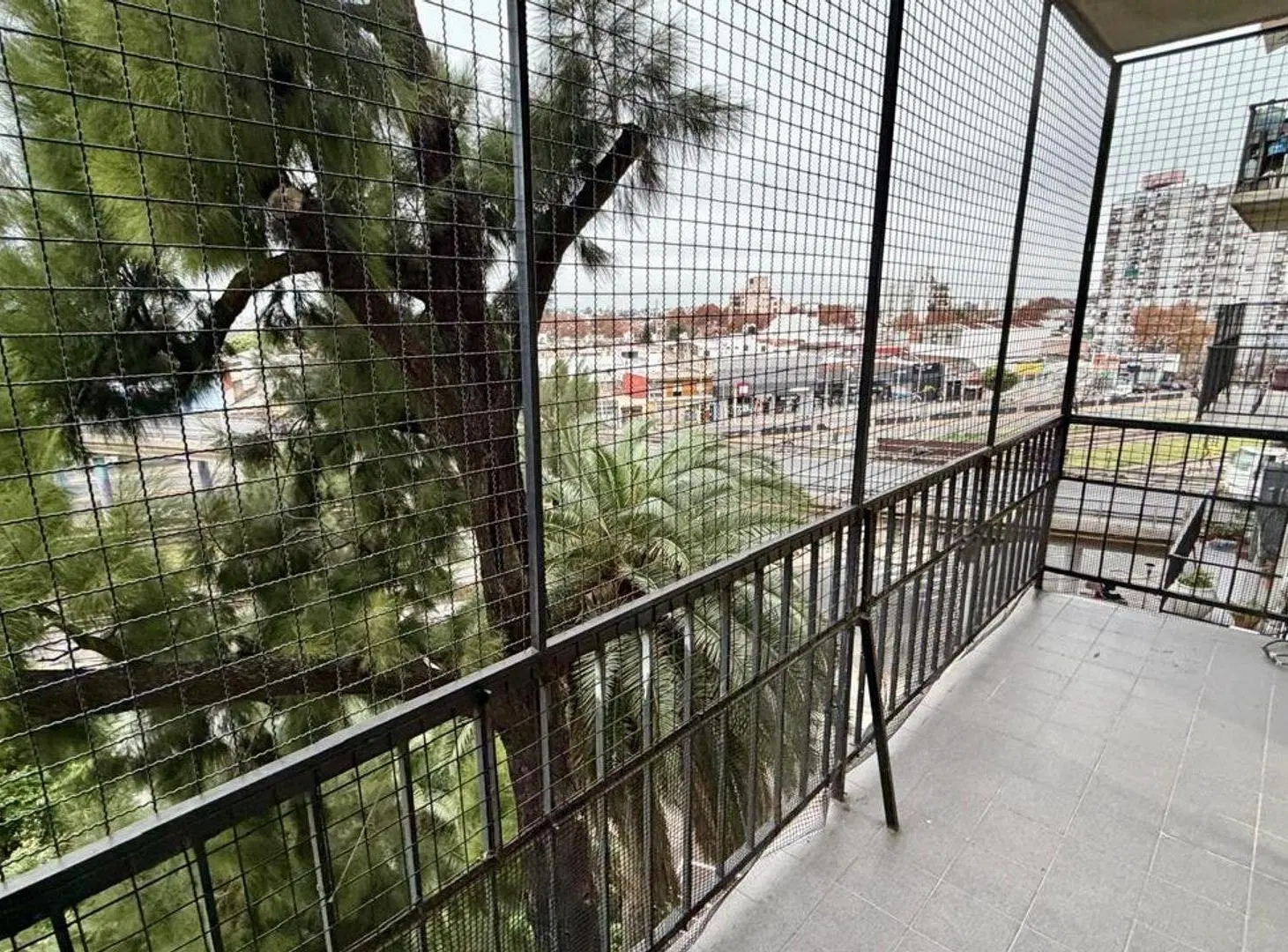 DEPARTAMENTO 3 AMB EN VENTA CIUDADELA CON COCHERA 5