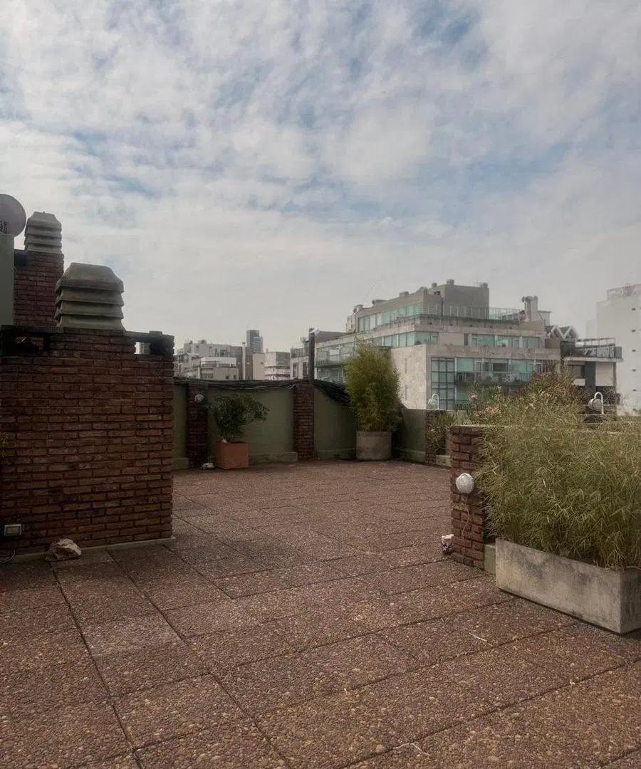Venta monoambiente piso alto Recoleta 2