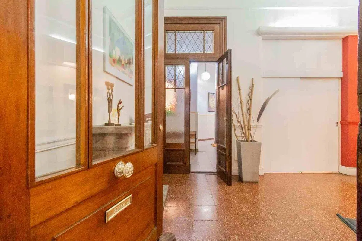 Venta Edificio en Block Thames y Paraguay 5