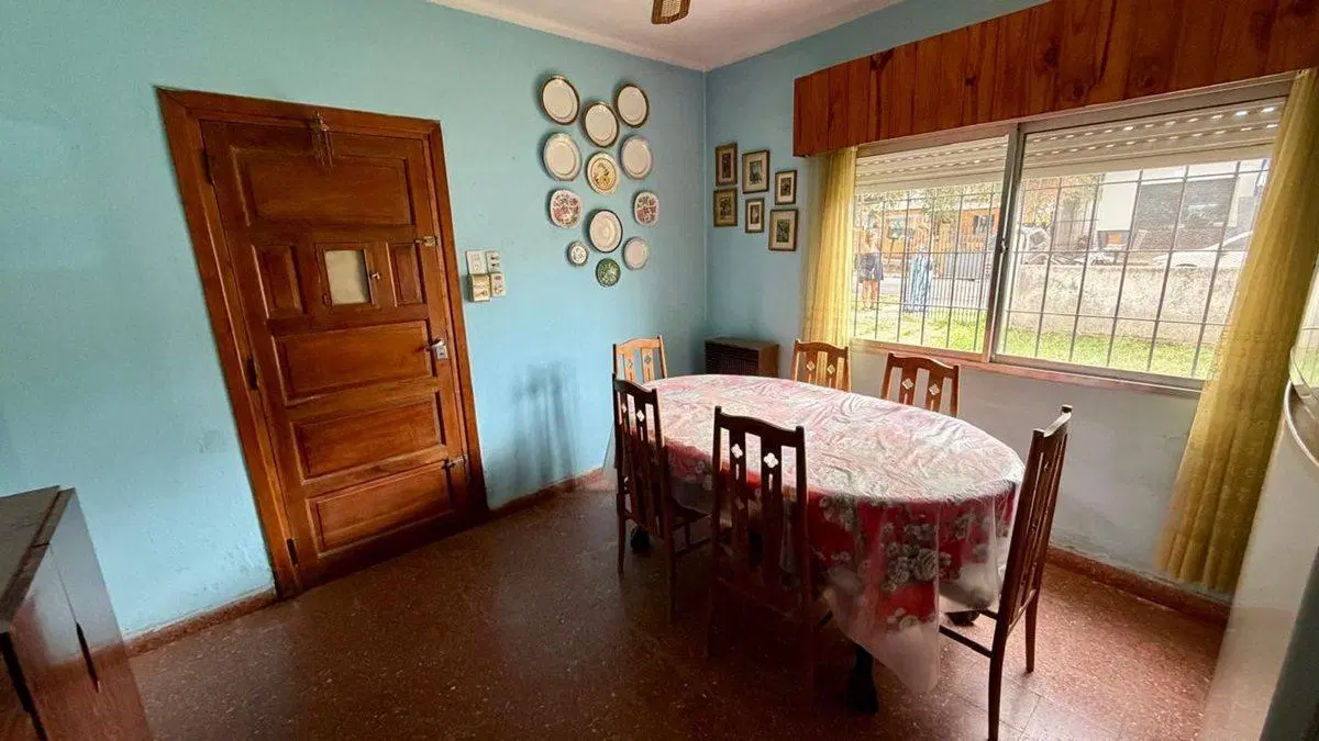 CASA 3 AMB VENTA TRISTAN SUAREZ PATIO COCHERA 5