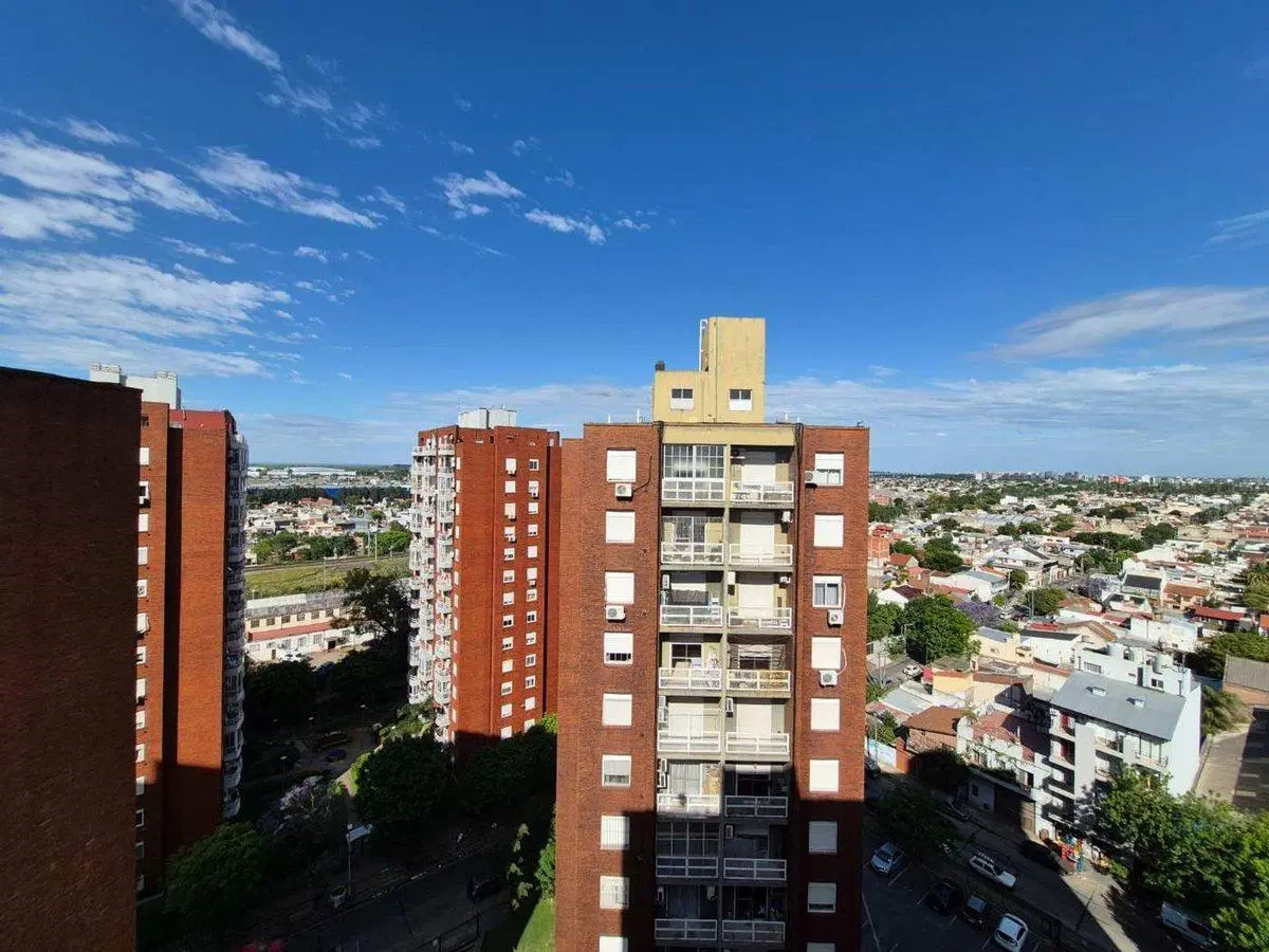 Departamento 2 amb venta Piso alto oportunidad 2