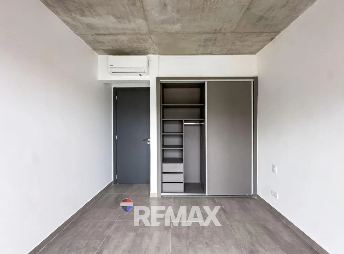 DEPARTAMENTO 3 AMBIENTES VENTA CANNING 3300 CABRAL 2