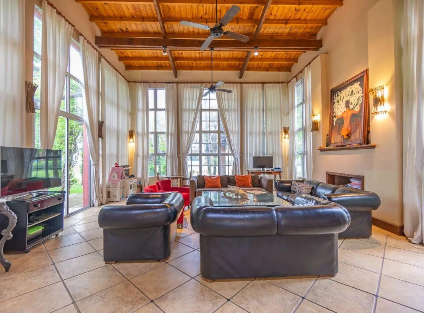 CASA VENTA HARAS DEL PILAR JARDIN Y PILETA 2