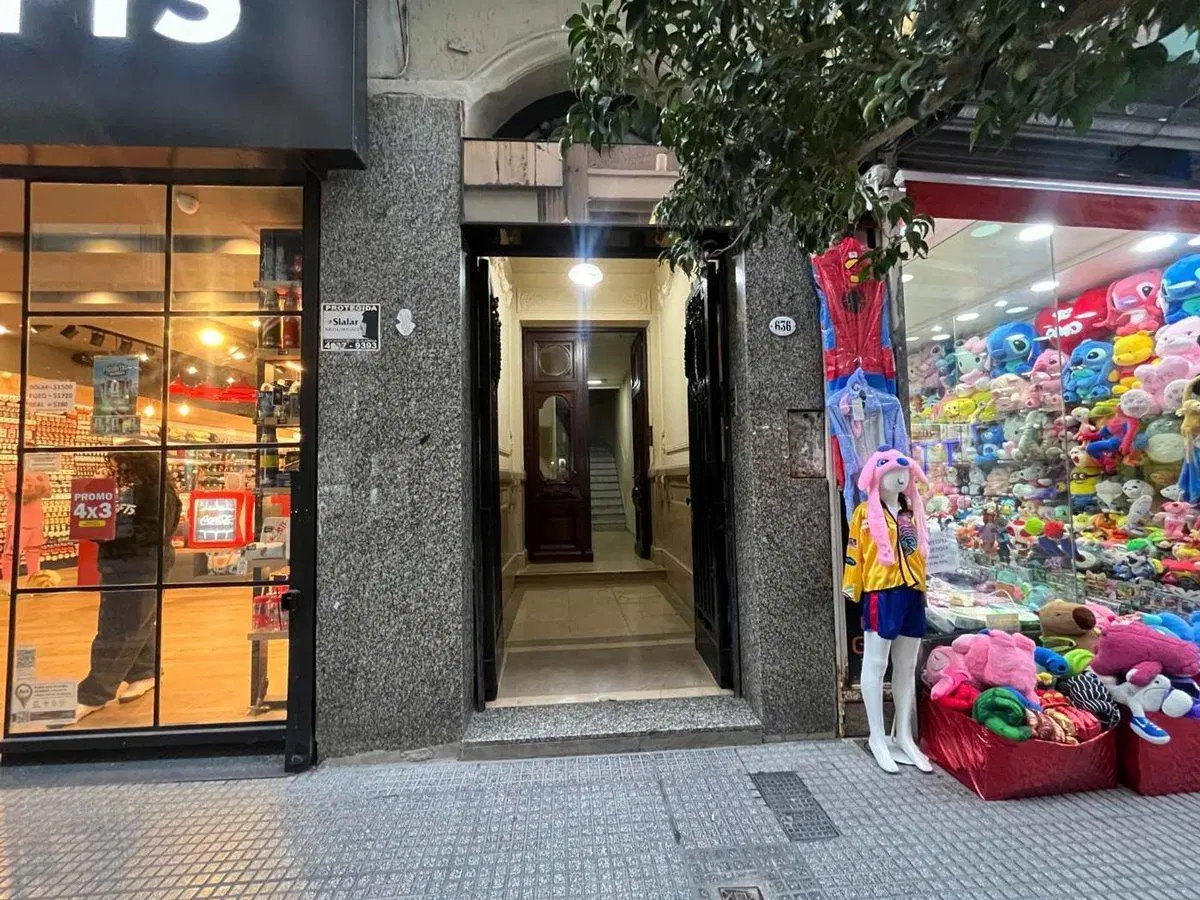 ALQUILER OFICINA MICROCENTRO 2